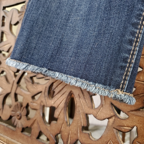 WHBM Slim Crop Skinny Jeans - Picture 5 of 6